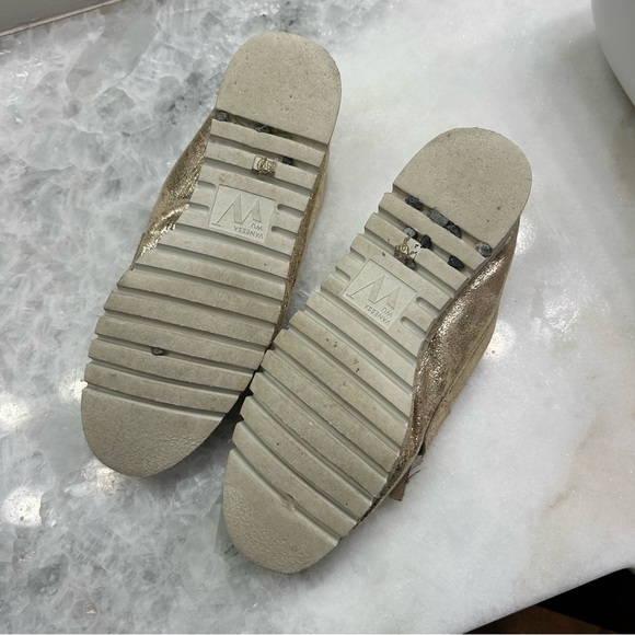 Vanessa Wu, Gold, Loafers, Flats, w Tassle/Fringe, White Sole, Size 39 - Picture 3 of 8